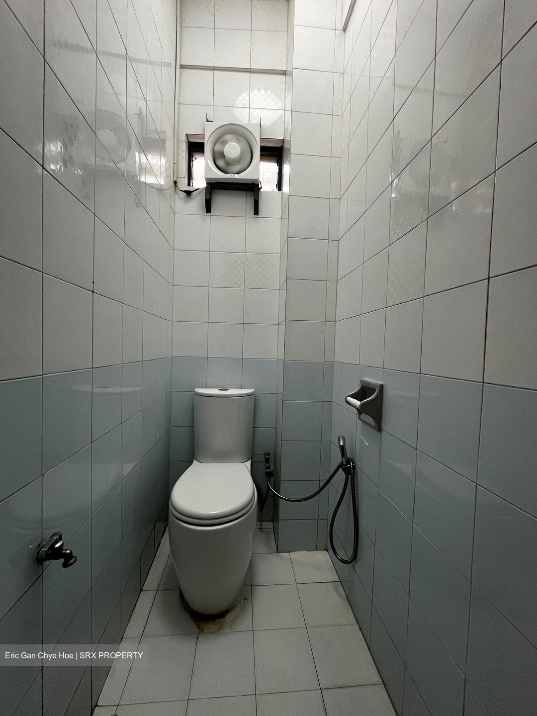 Lowland Road (D19), Shop House #504056131